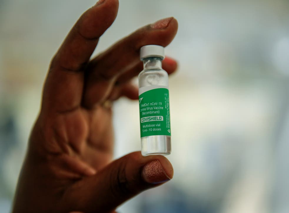 CORONAVIRUS-INDIA VACUNAS