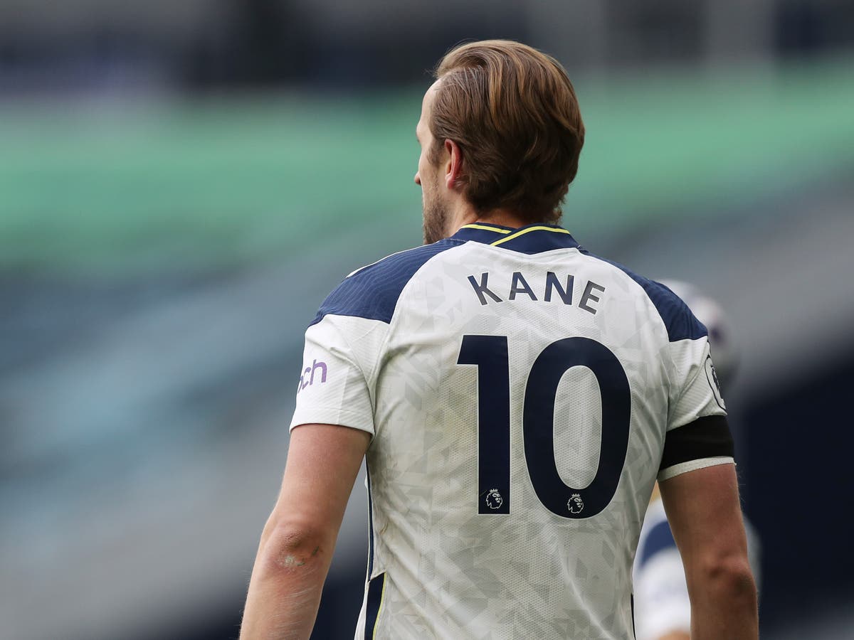 Manchester United not ruling out new striker but showing Harry Kane patience could pay off