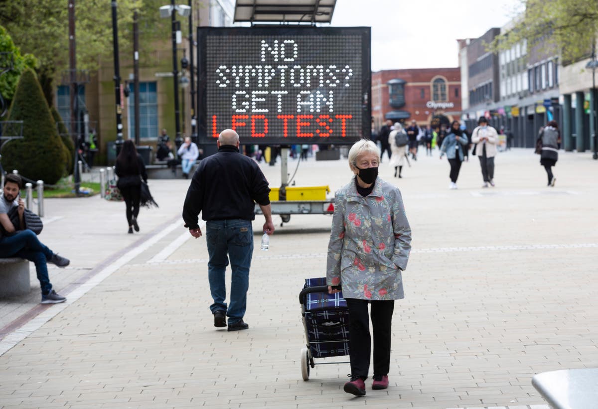 How a third wave could affect lockdown reopening