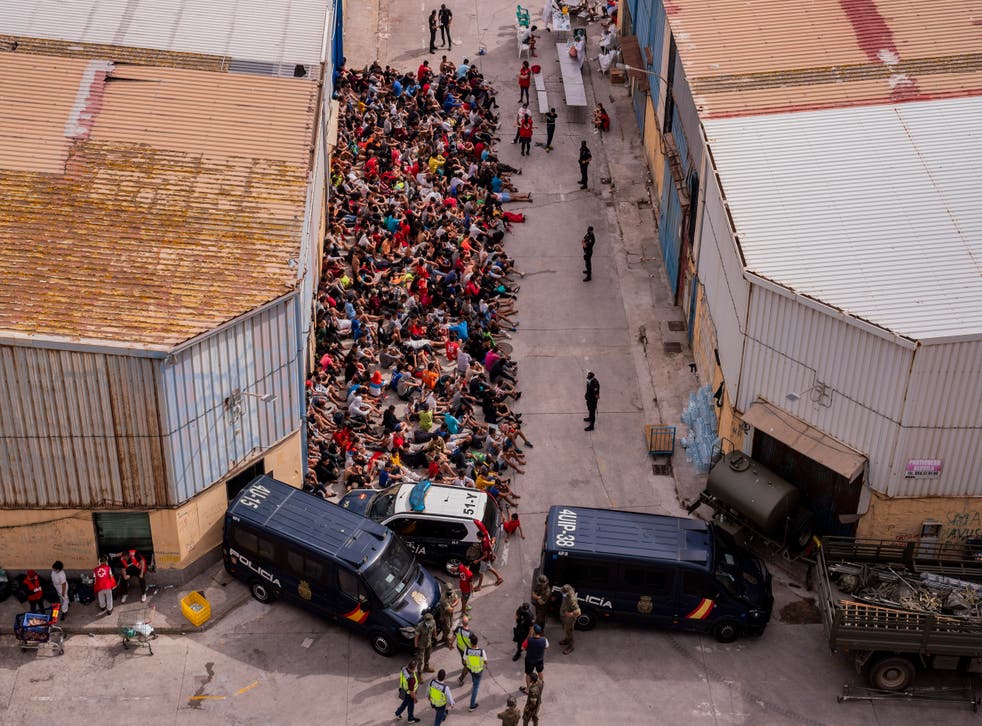 EUR-INM ESPAÑA-MARRUECOS MIGRANTES
