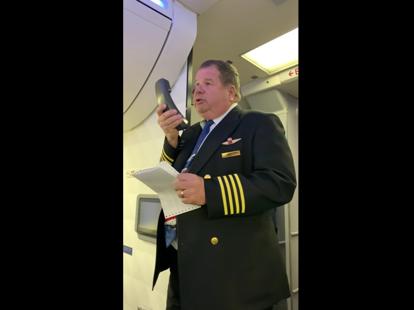 ‘Captain Conrad’ gives tear jerking farewell speech to Delta passengers and cabin crew