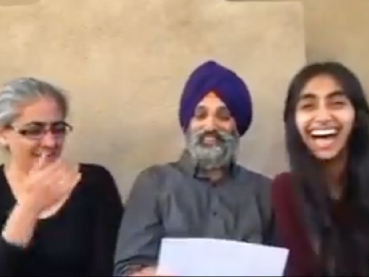 Student captures her parents’ ecstatic reactions after surprising them with optometry school acceptance letter Student captures her parents’ ecstatic reactions after surprising them with optometry school acceptance letter
