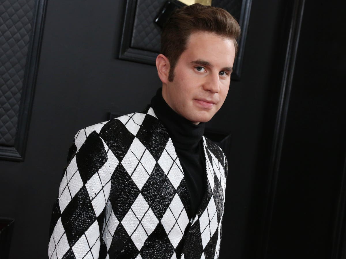 Nine much older actors who&rsquo;ve played teenagers in pop culture