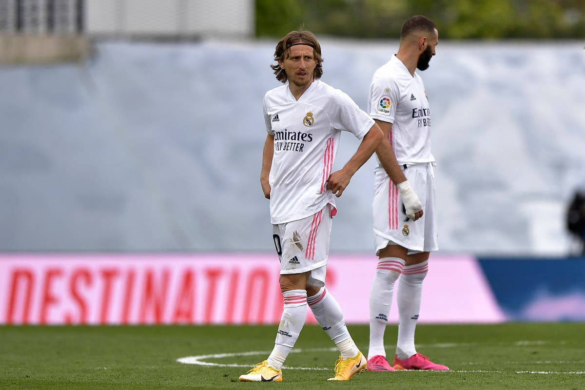 Real Madrid beaten to title by Atletico despite comeback win over Villarreal