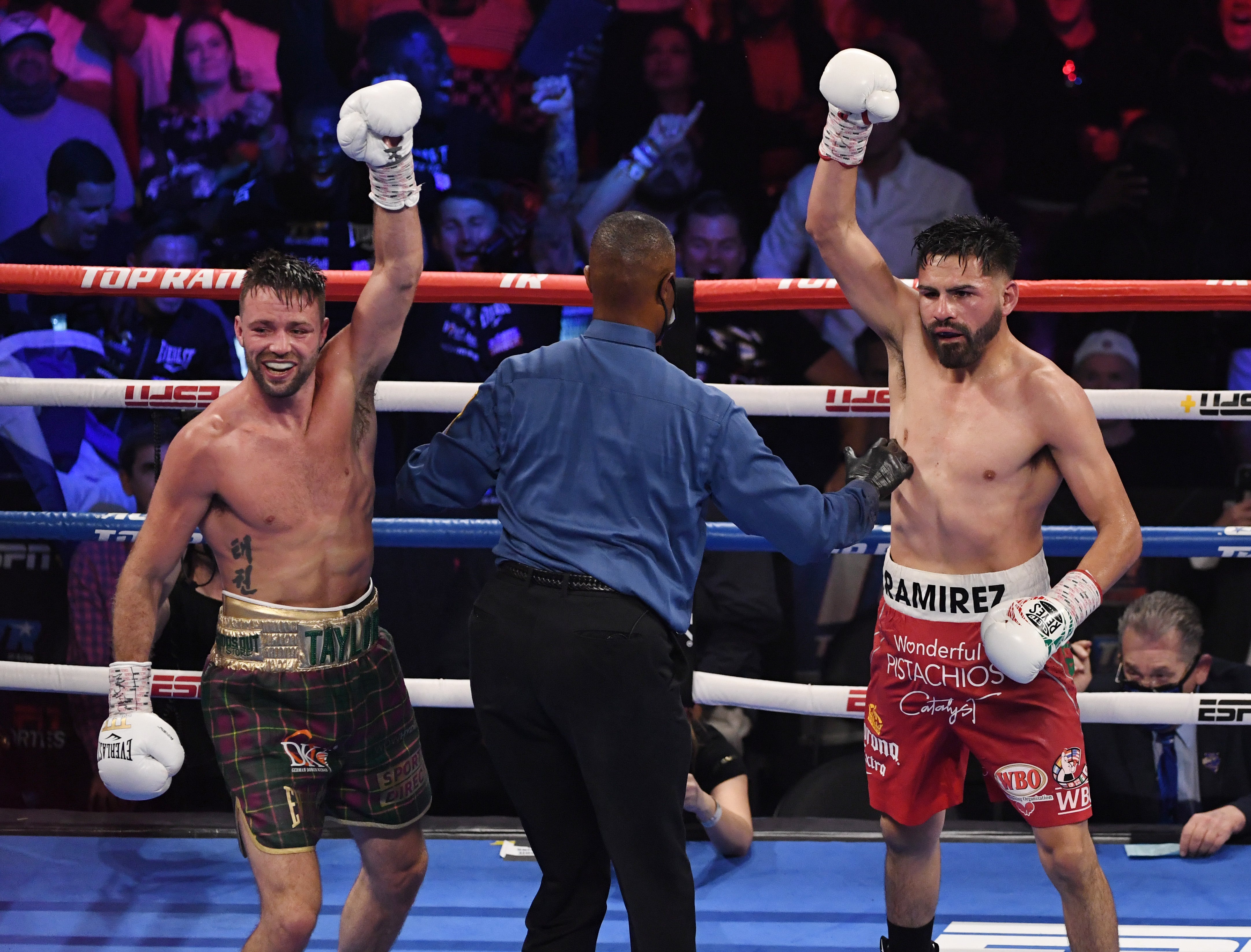 Classy Josh Taylor unifies light welterweight division with