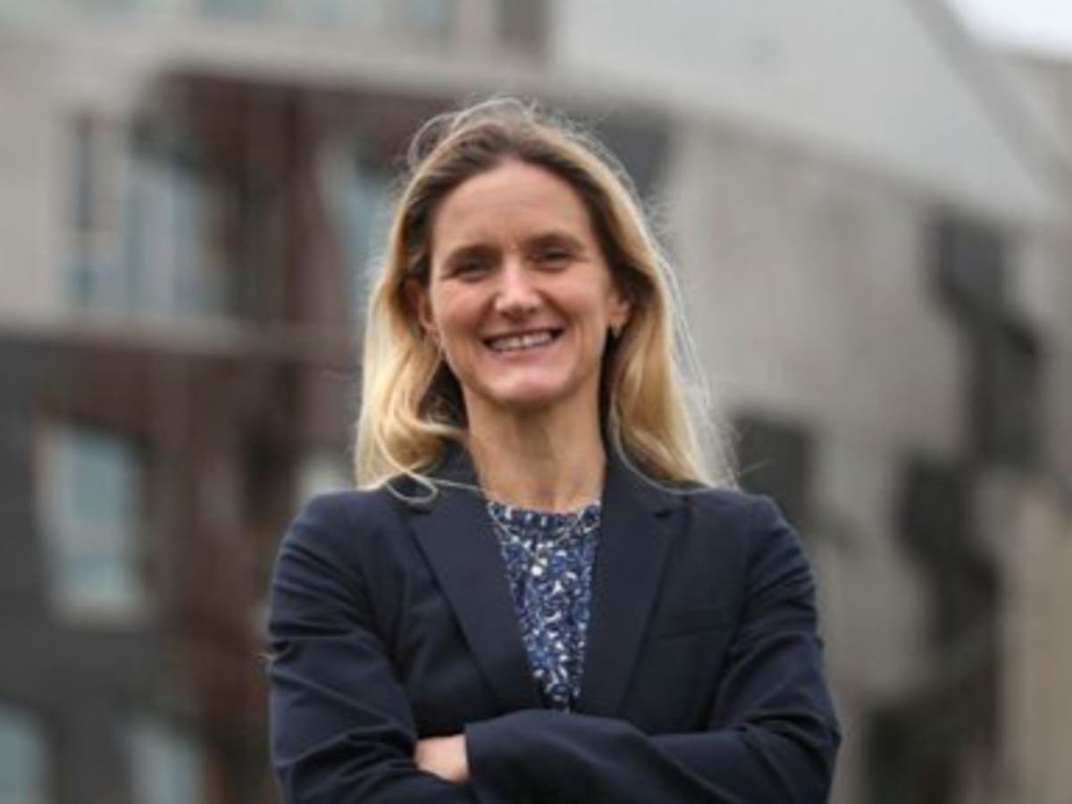 Kim Leadbeater: Sister of Jo Cox selected to contest Batley and Spen byelection for Labour