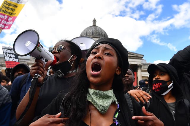 Sasha Johnson en una protesta de Black Lives Matter en Trafalgar Square, Londres