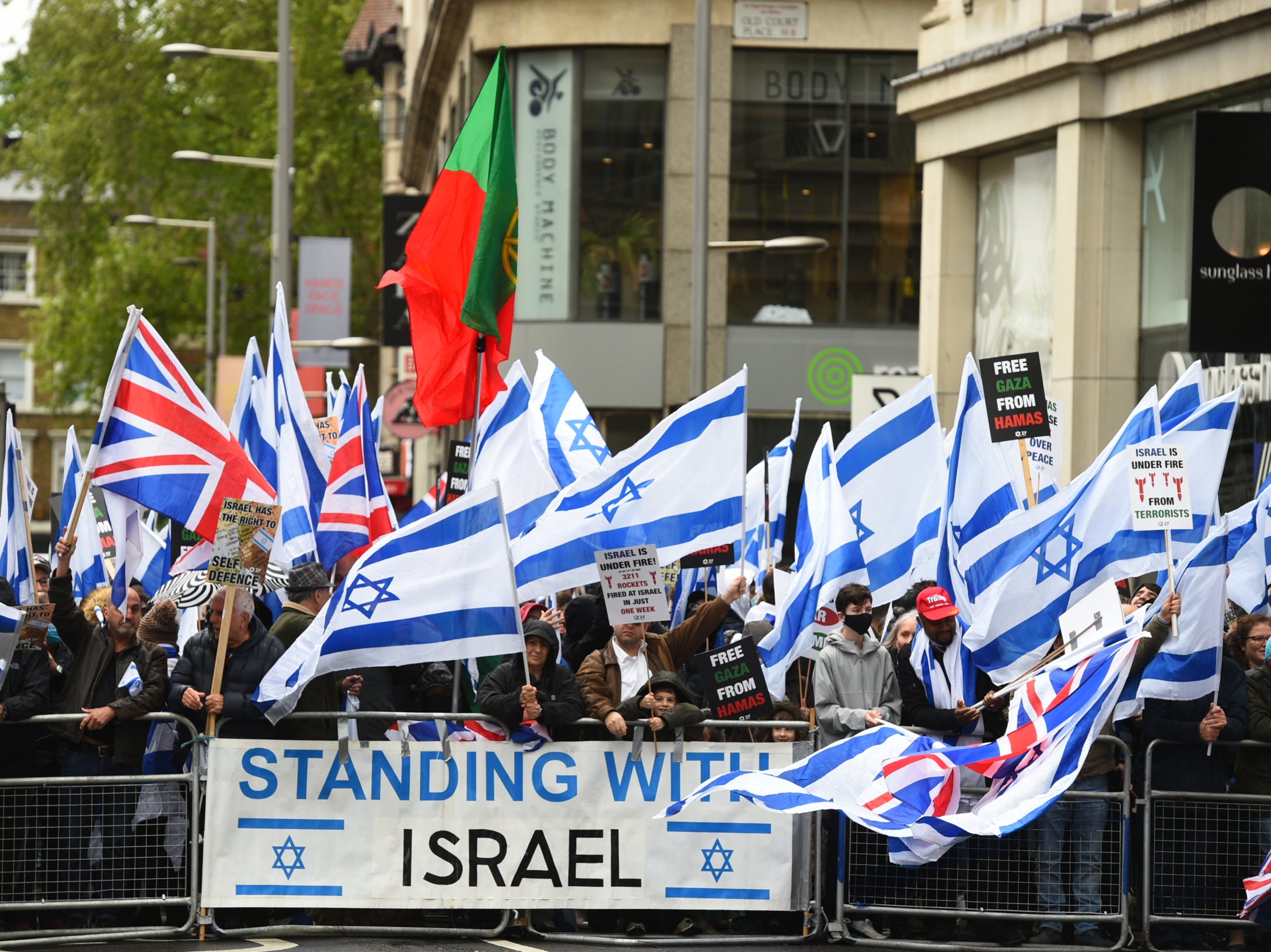 <p>Hundreds of pro-Israel demonstrators gathered outside the Israeli embassy in London on Sunday for a rally</p>