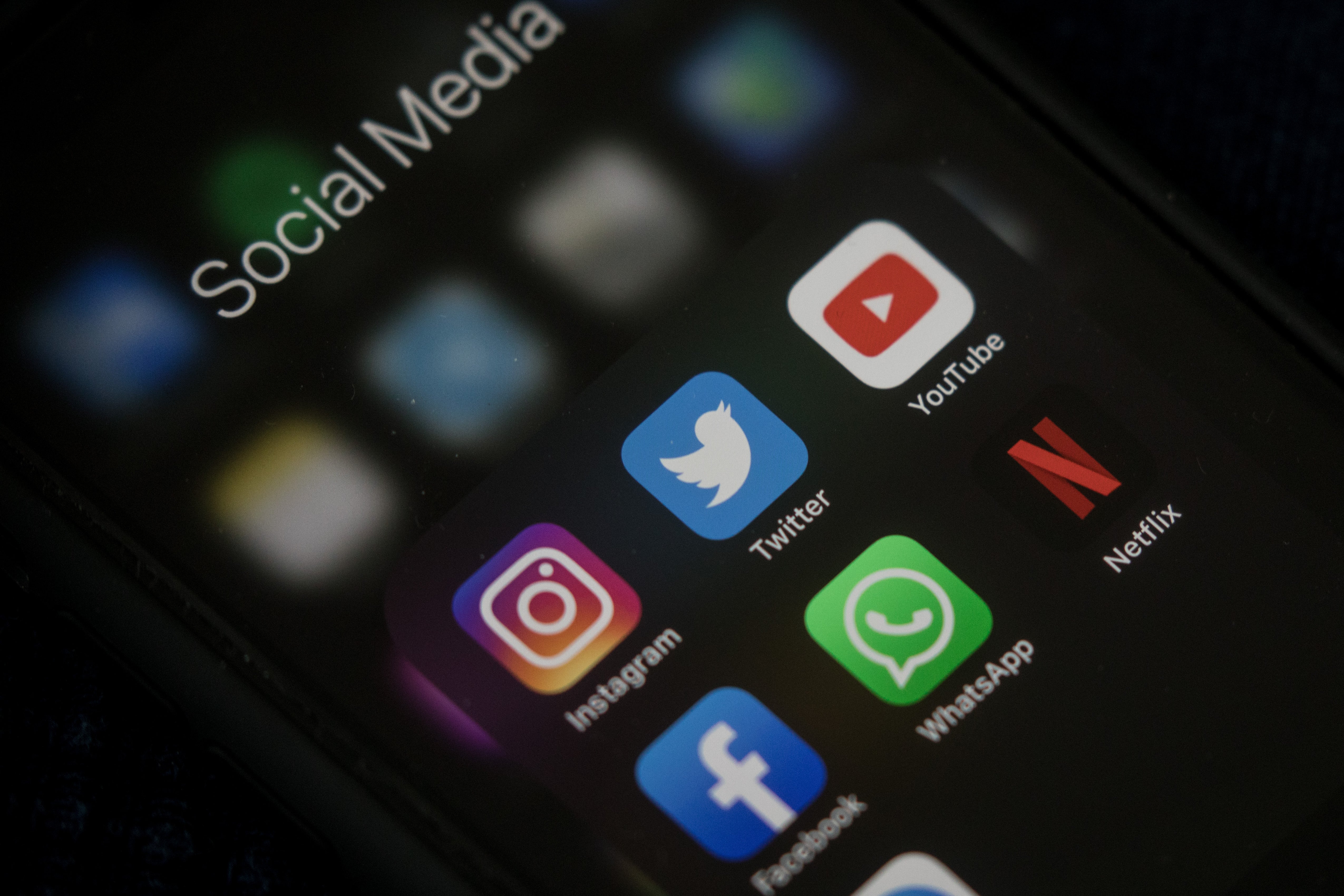 Sixty per cent of UK businesses still don’t use social media, according to a poll