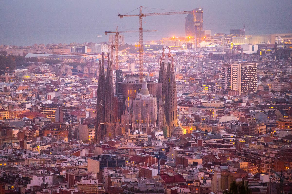 Barcelona reveals plans to scrap holiday rentals by 2028