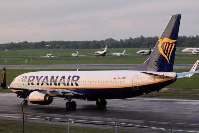The Ryanair plane lands in Vilnius