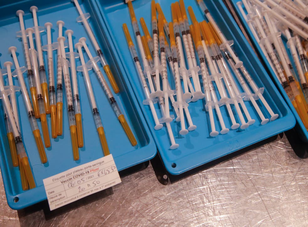 CORONAVIRUS PFIZER VACUNA