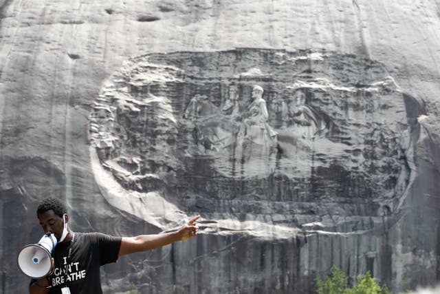 <p>Georgia’s Stone Mountain Park will keep carvings of Confederate leaders</p>