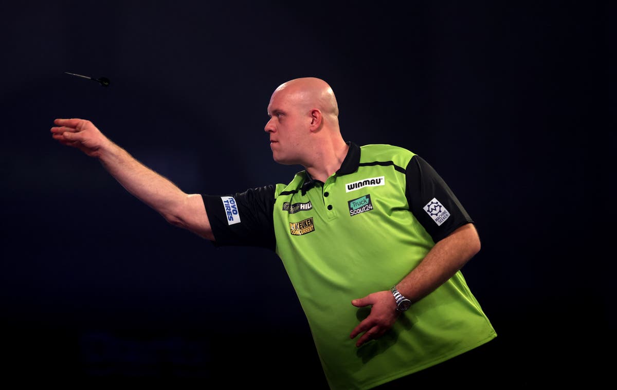 Michael van Gerwen into Premier League play-offs | The Independent