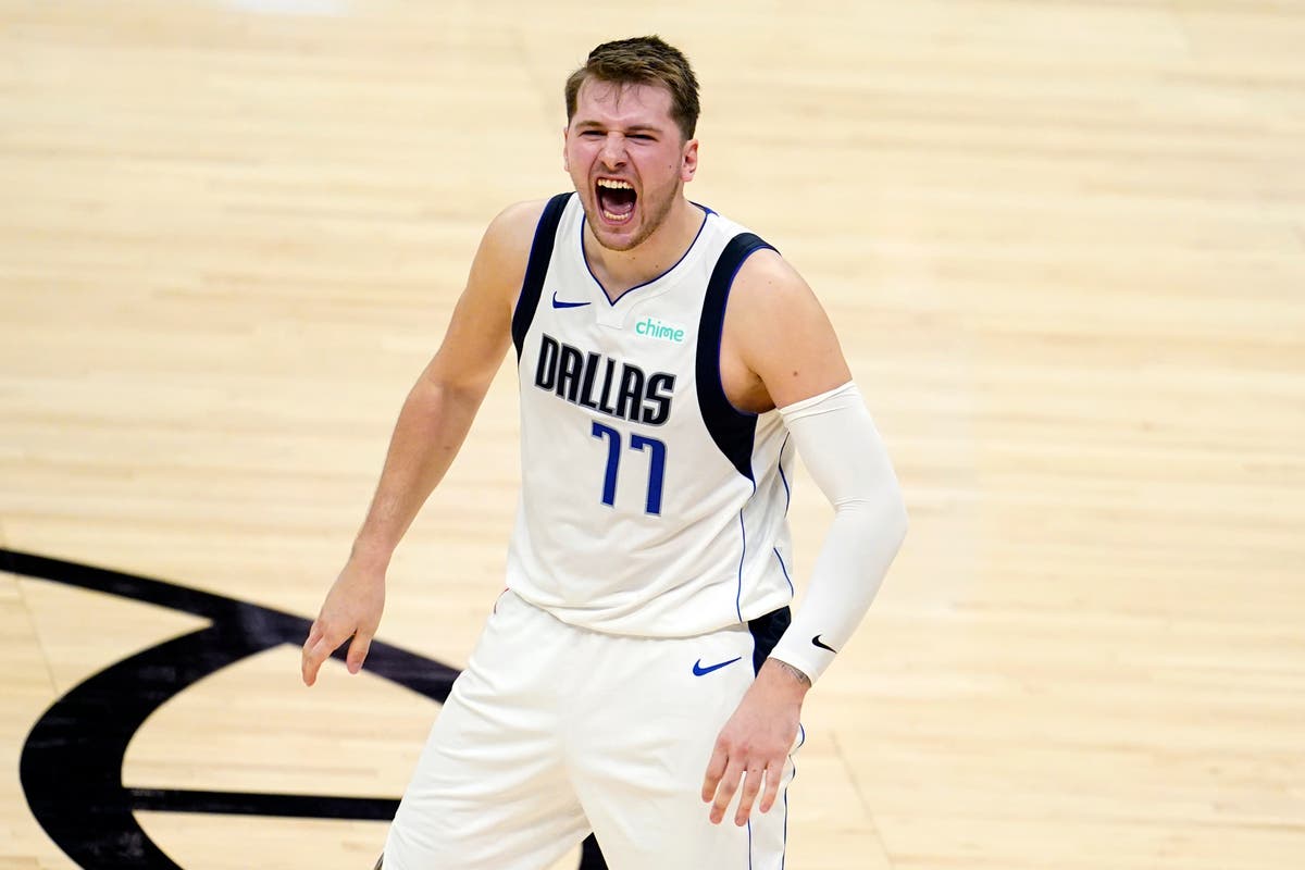 Doncic y los Mavs derrotan a Clippers 127-121, se ponen 2-0 | Independent  Español