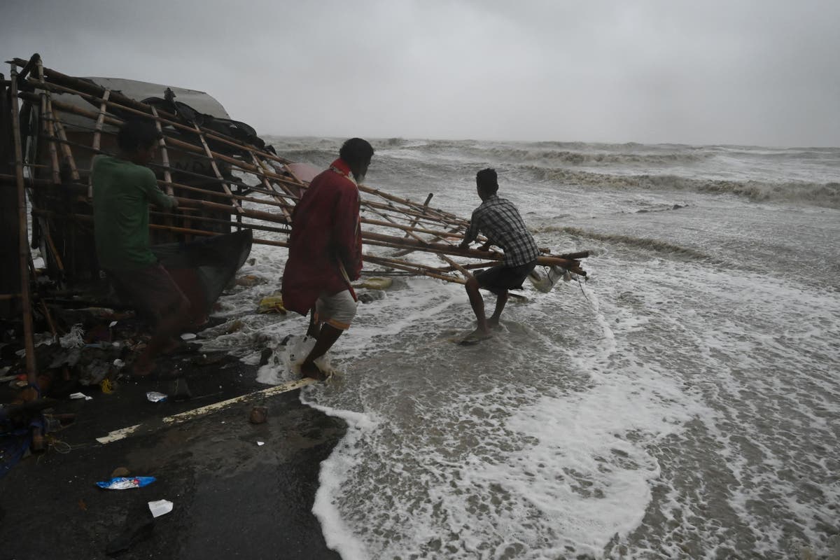 Cyclone Yaas: More than a million people evacuated as India braces for second &lsquo;severe&rsquo; storm in a week