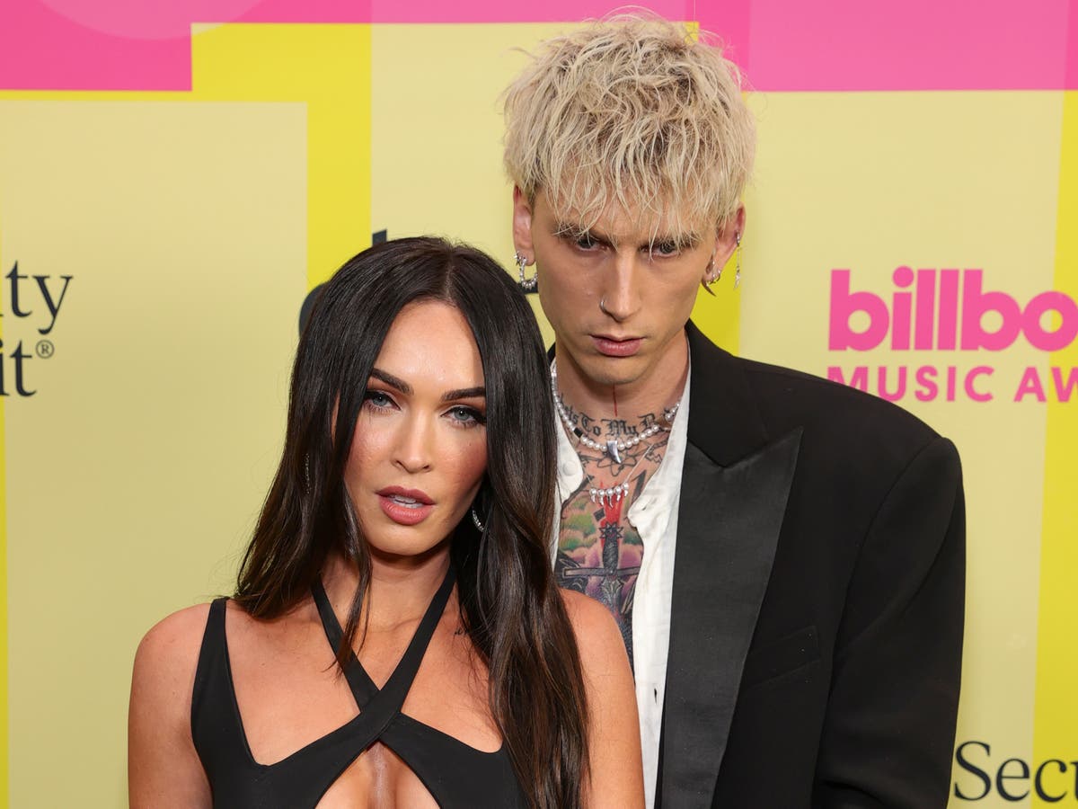 Machine Gun Kelly Celebrates Anniversary Of Megan Fox S First Time Telling Him I Love You The Independent