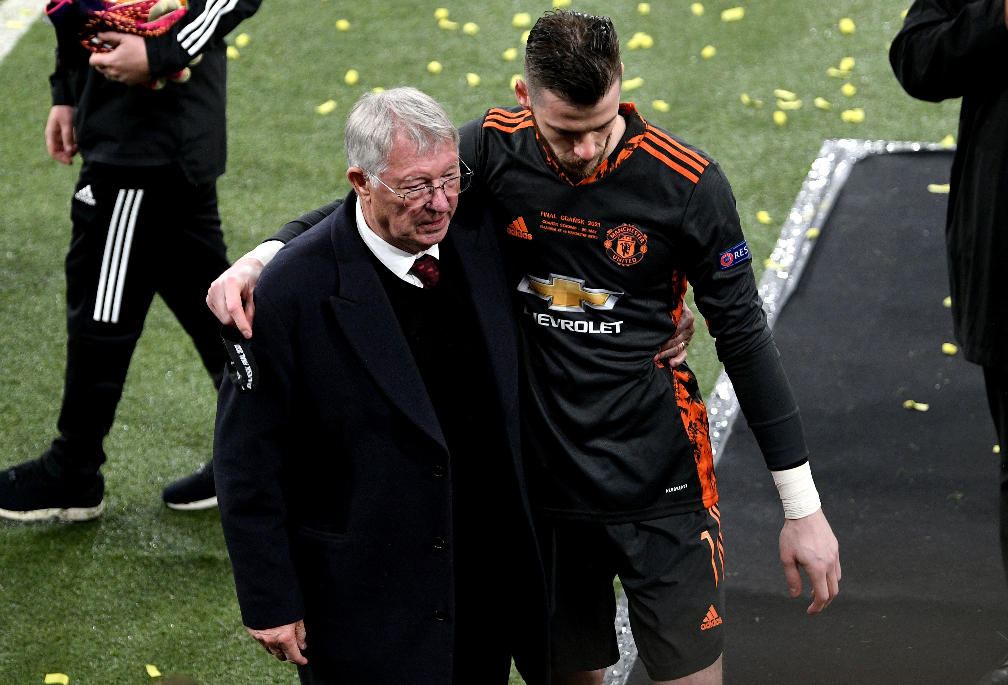 Sir Alex Ferguson consoles David de Gea