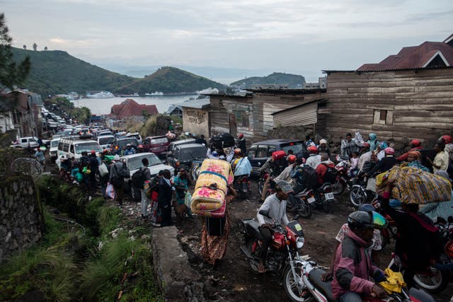 Residents flee Goma, Congo on Thursday after the volcano Mount Nyiragongo erupted 