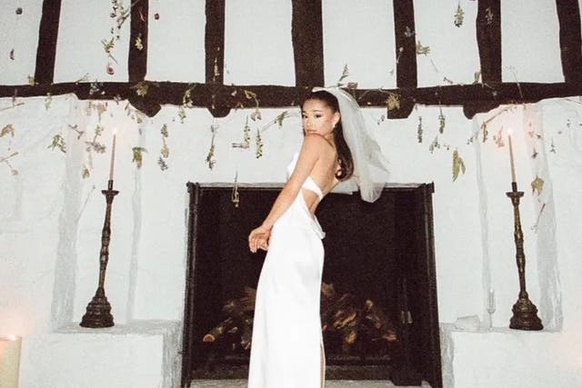 Ariana Grande en el día de su boda
