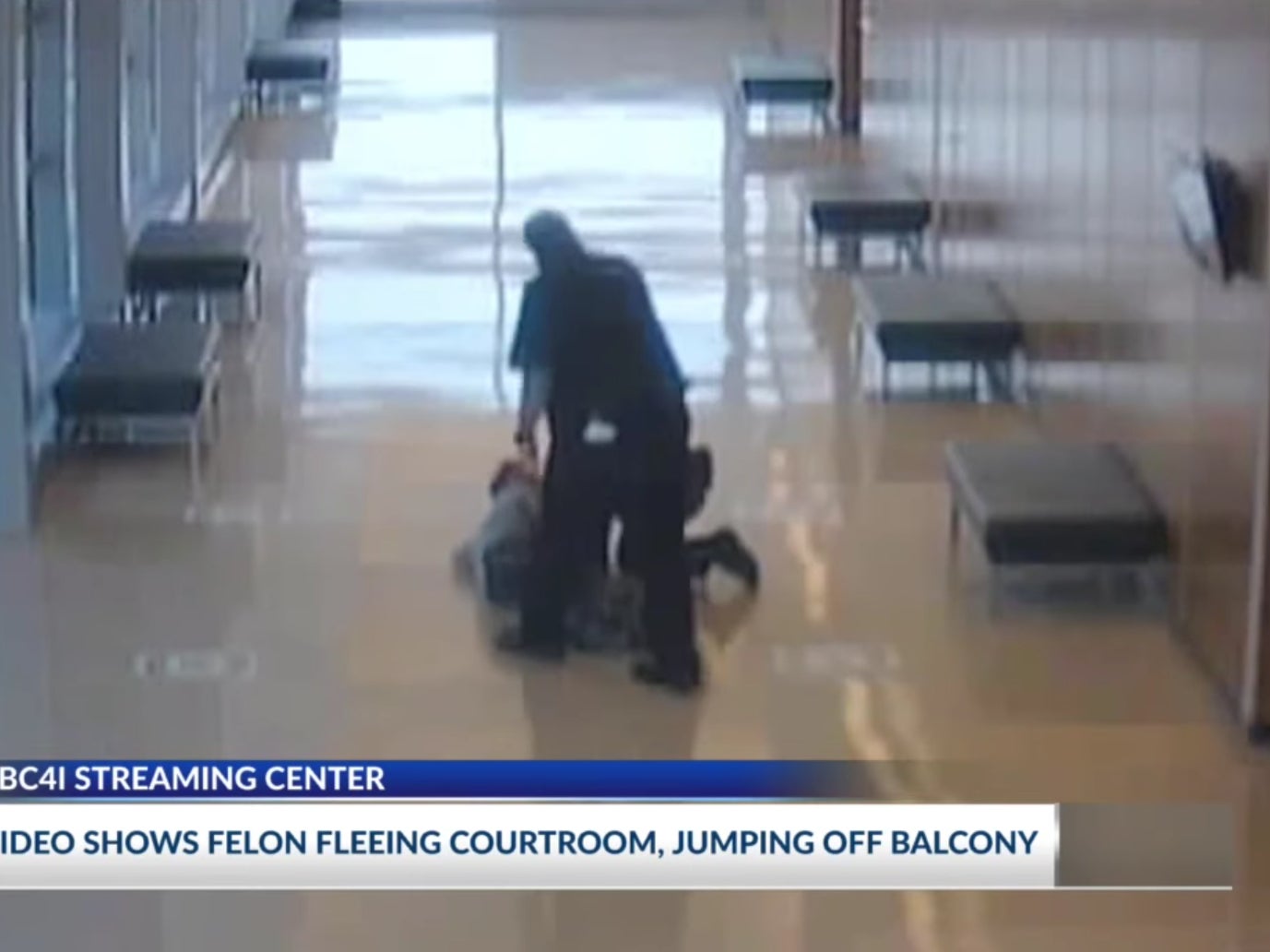 Video showing a felon jump off a balcony during a sentencing hearing