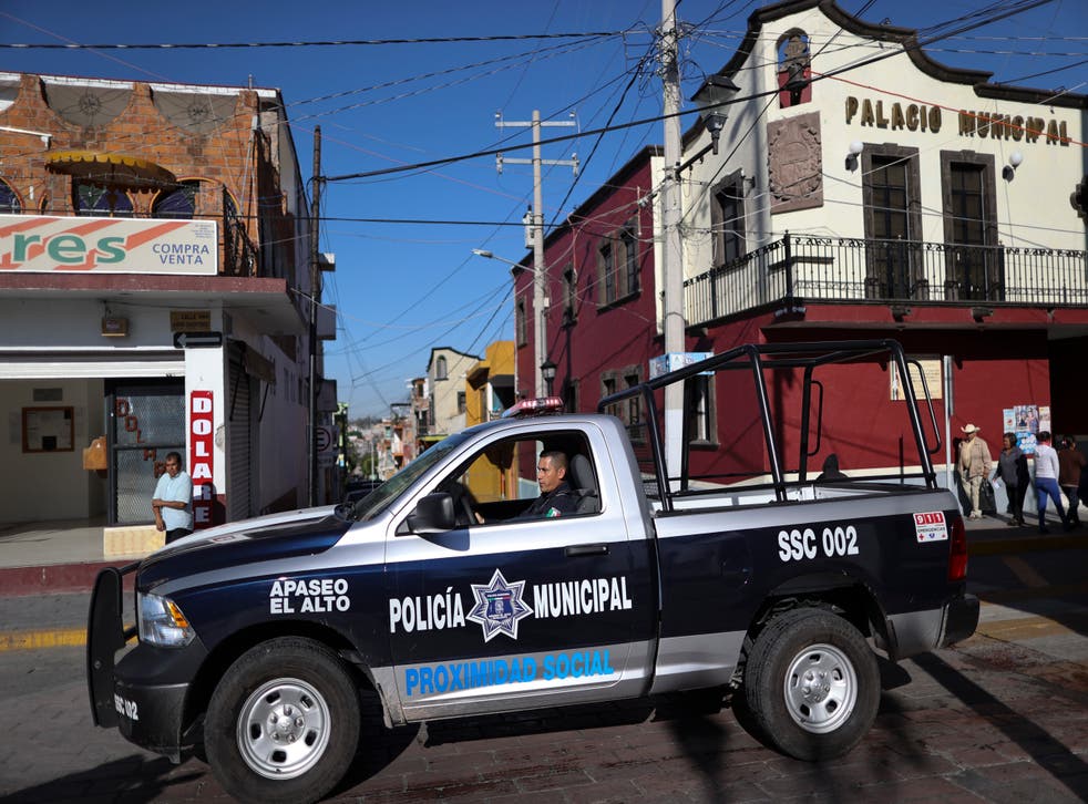 MEXICO-CACERIA DE POLICIAS