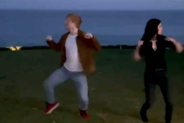 <p>Ed Sheeran and Courteney Cox</p>