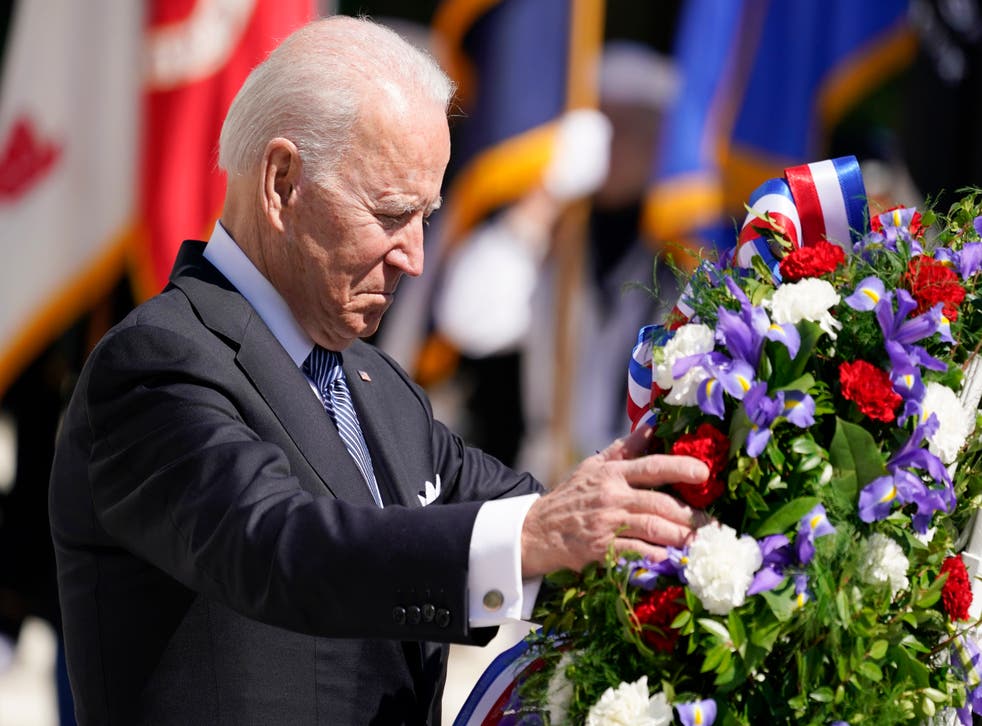 BIDEN-DIA DE LOS CAIDOS