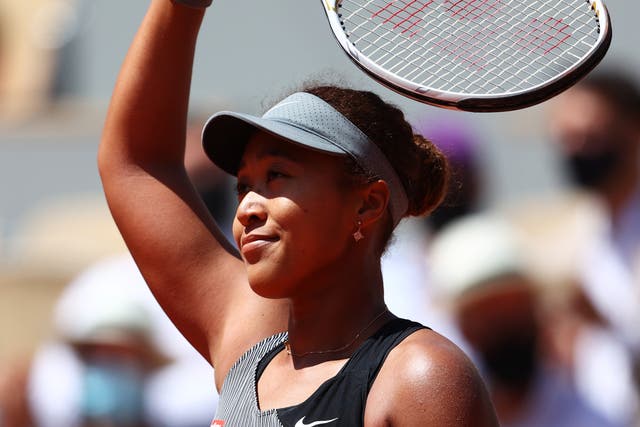 <p>Naomi Osaka ganó su partido de primera ronda en Roland Garros pero no irá más lejos</p>