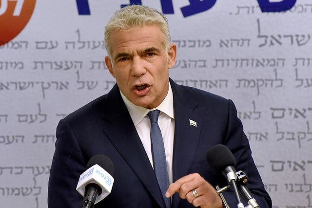 <p>Opposition leader Yair Lapid is set to join Naftali Bennett in a proposed alliance</p>