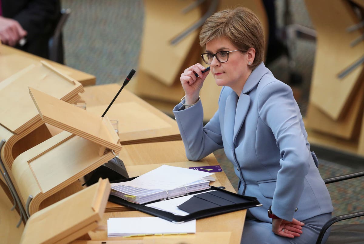 Nicola Sturgeon announces Glasgow lockdown restrictions to be eased from midnight Friday