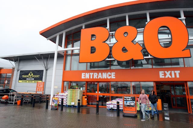 B&Q store