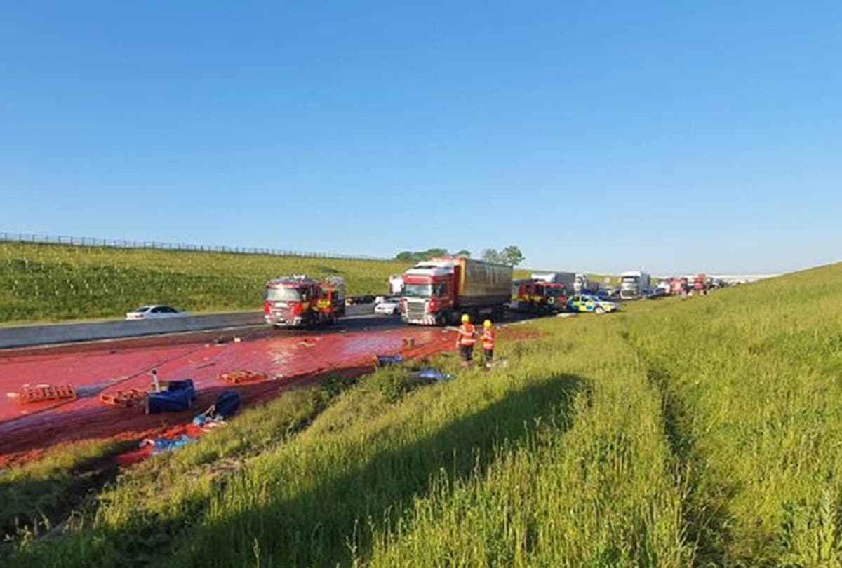Tomato puree spill on A14 after lorry crash results in &lsquo;horror film&rsquo; scenes