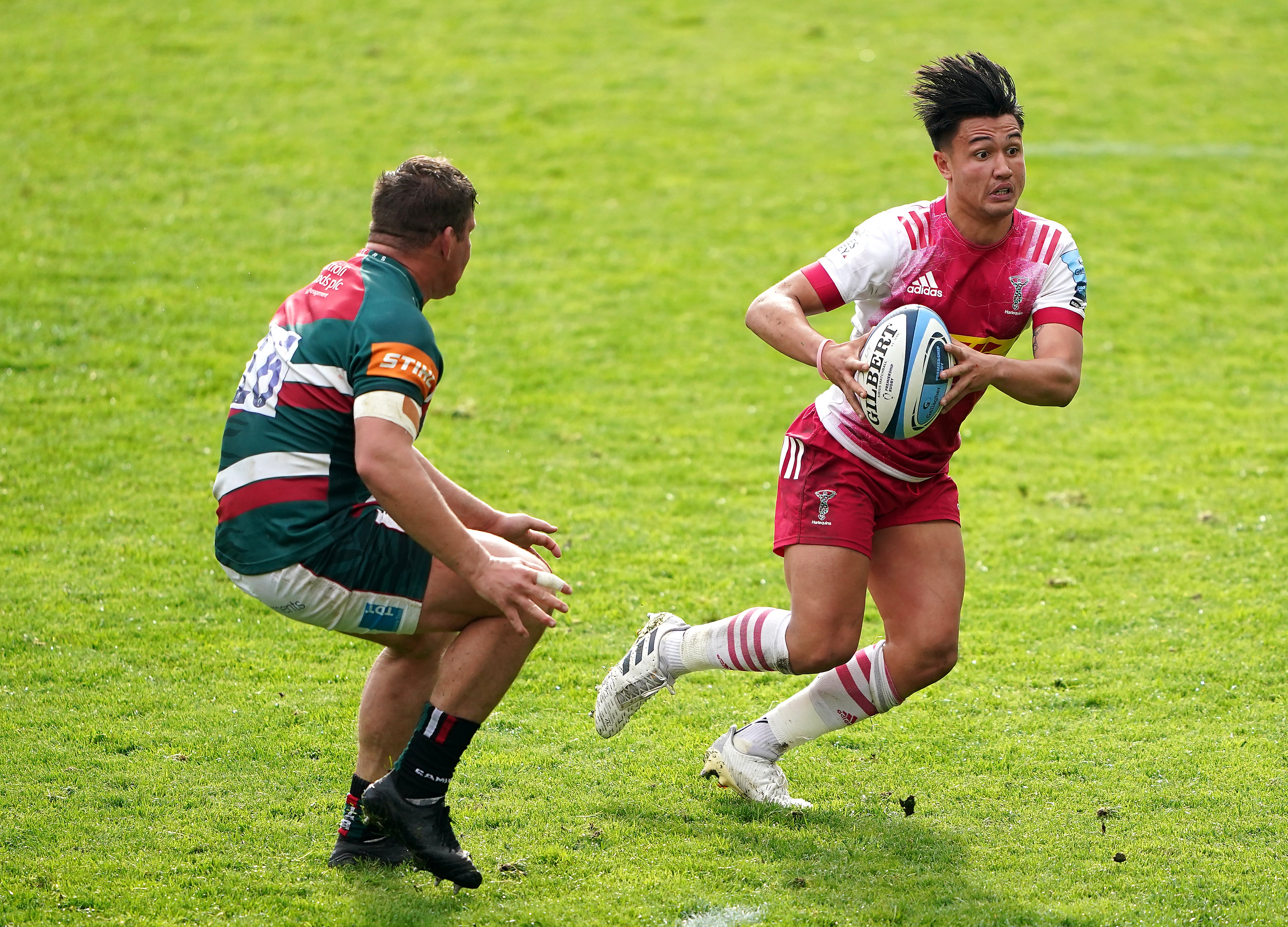 Marcus Smith in action for Harlequins