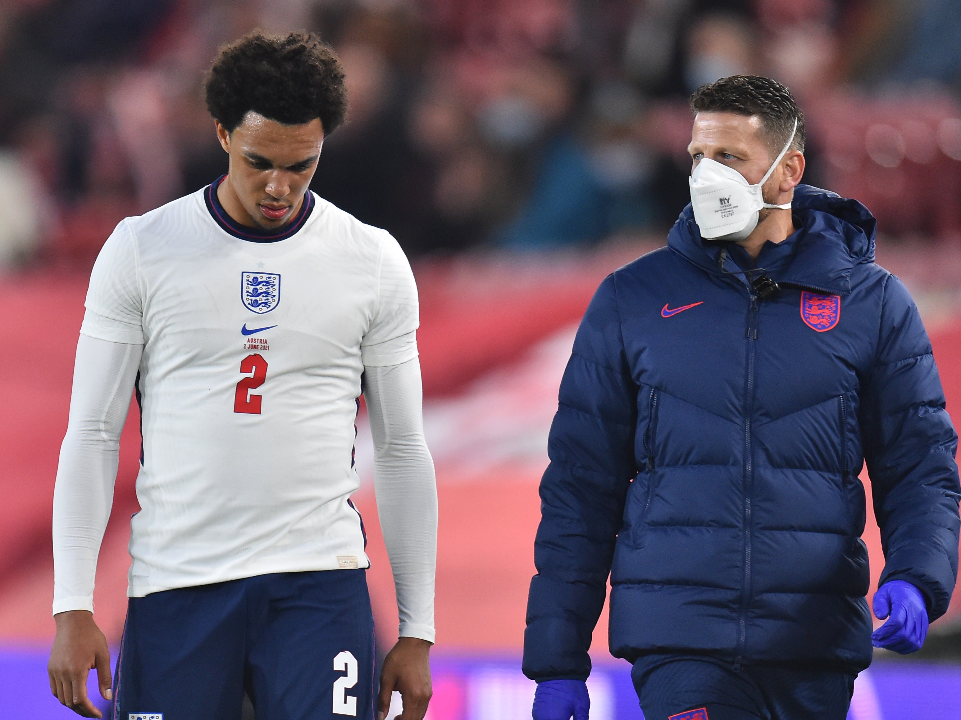 Trent Alexander-Arnold suffers an injury against Austria