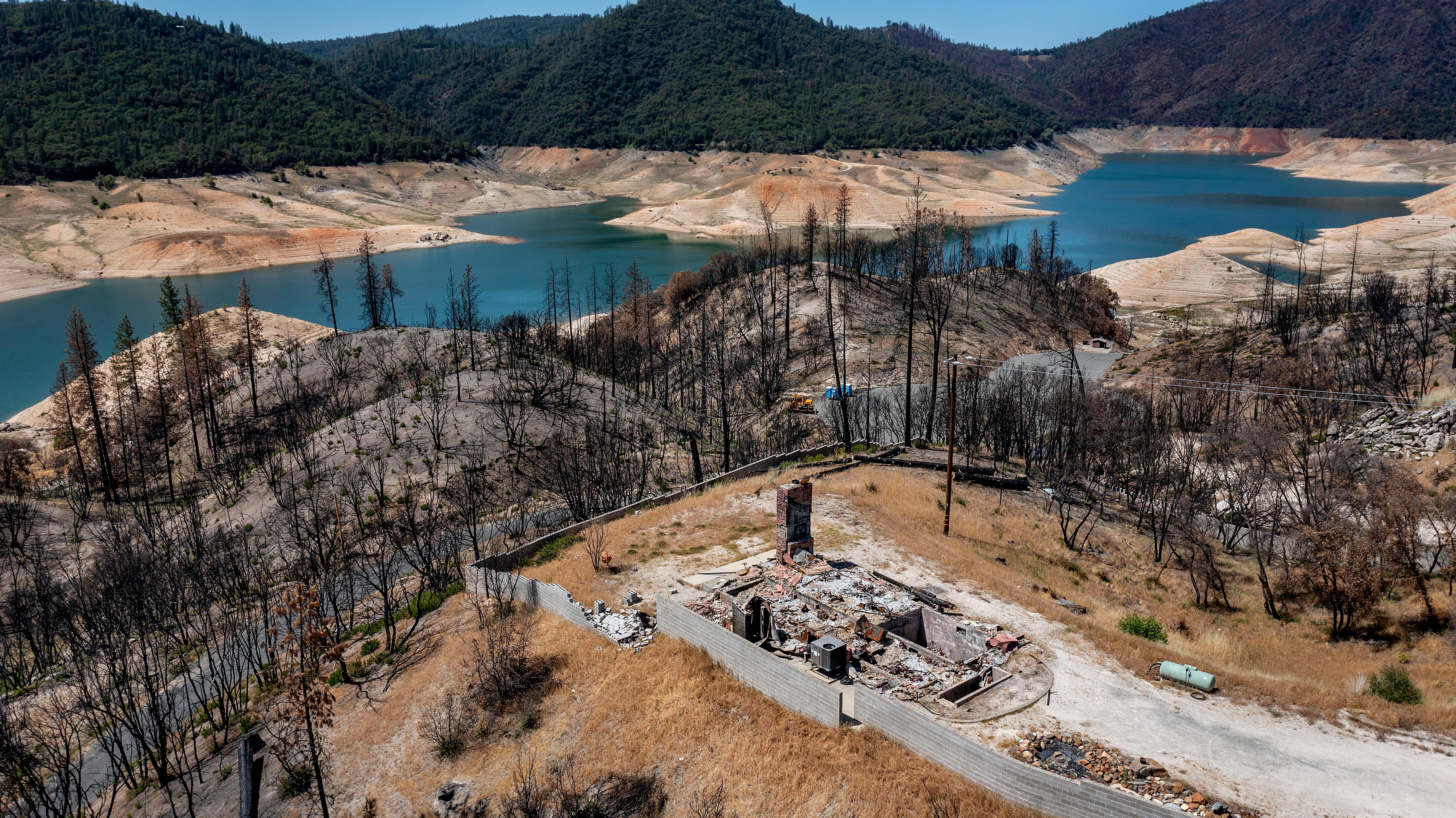 Drought ravages Californias reservoirs ahead of hot summer Northern California Sierra Nevada San Francisco Bay People Salmon The Independent
