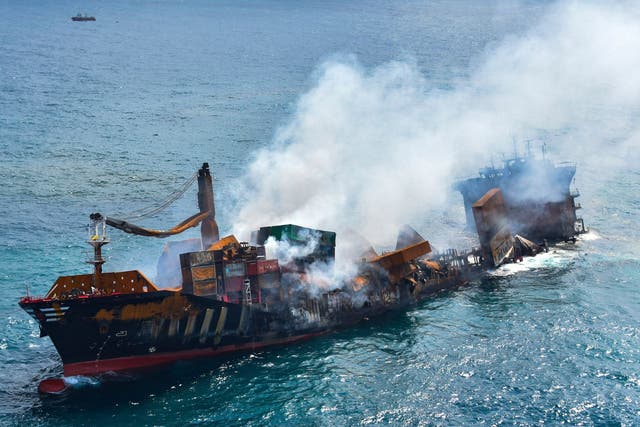 <p>Photo provided by the Sri Lankan air force shows the sinking ‘MV X-Press Pearl’ </p>