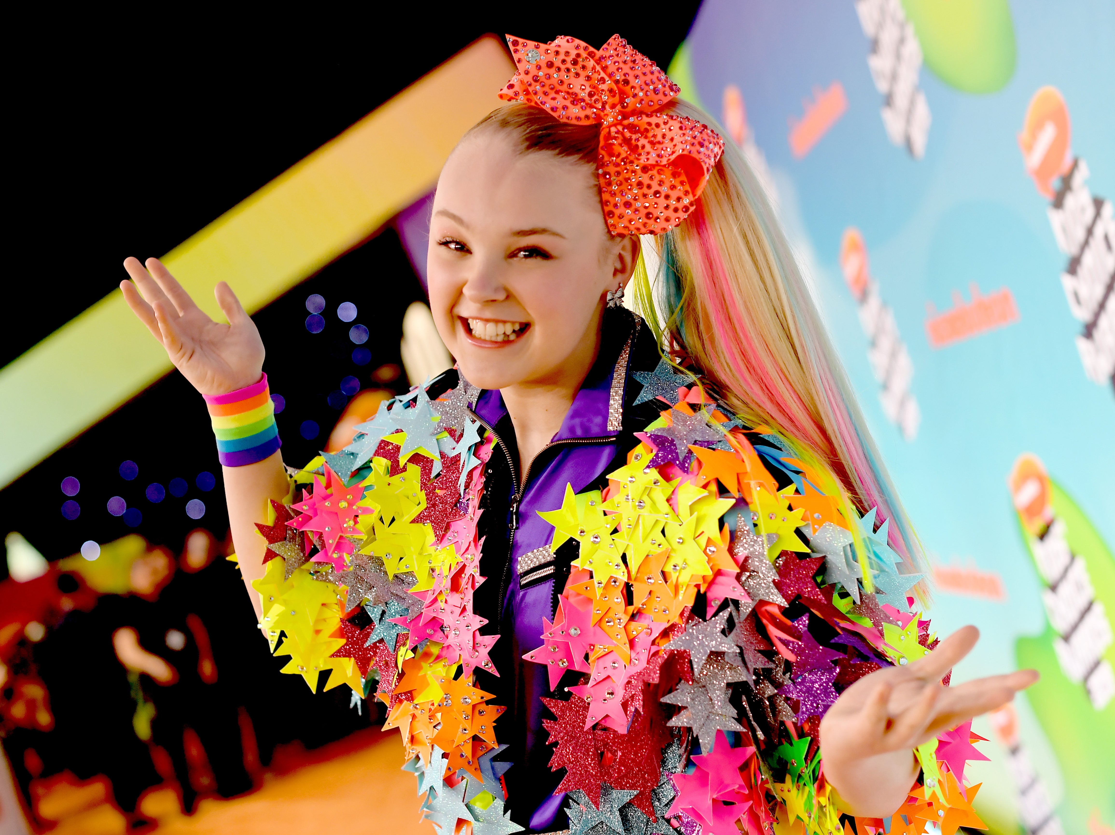 Jojo Siwa Wants A Scene Where She Kissed A Man Removed From An Upcoming