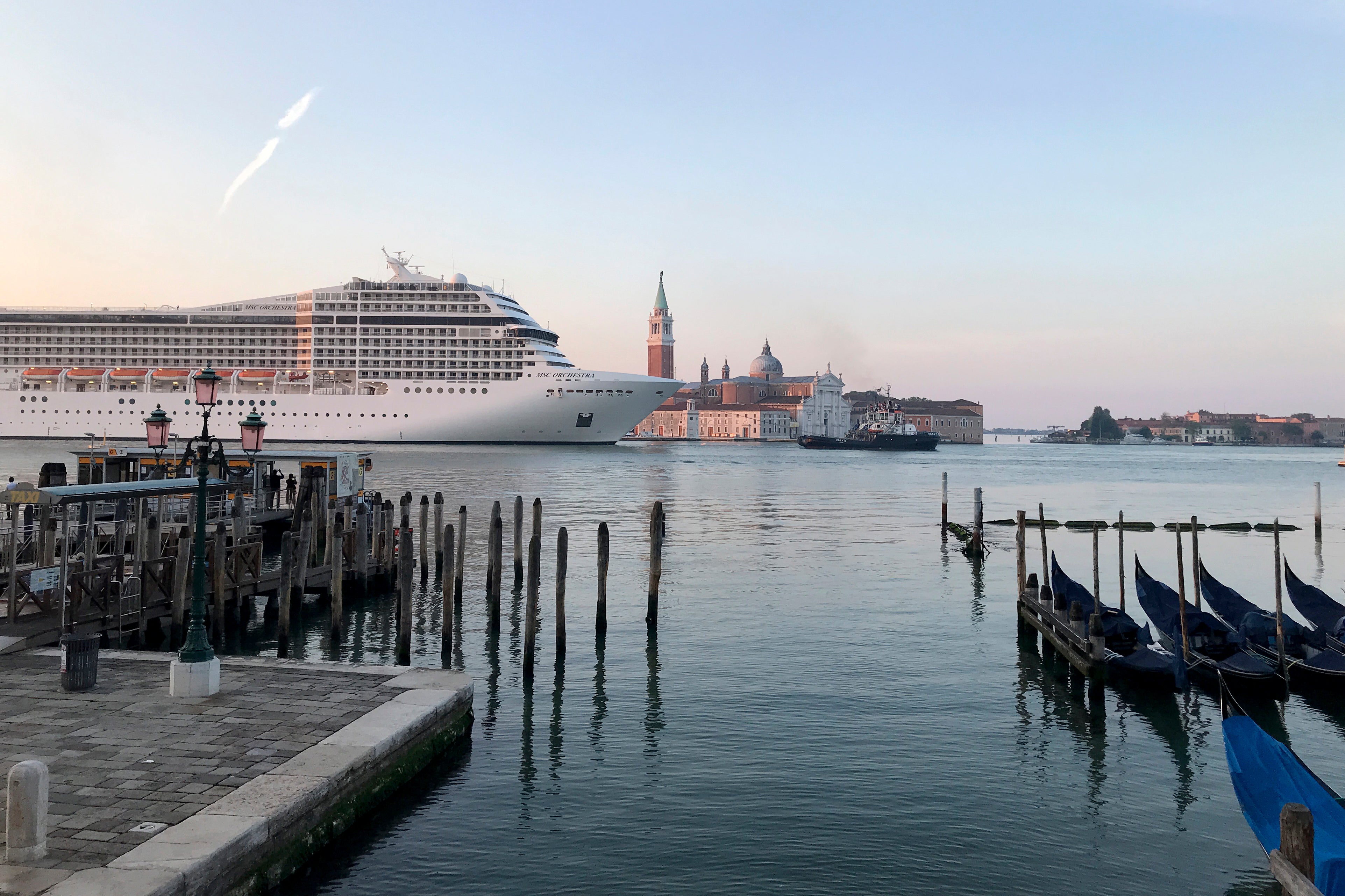 Italy Venice Cruise Ships