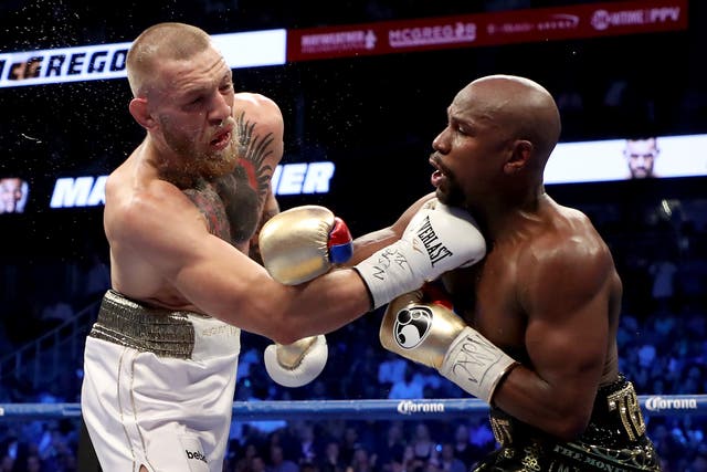 <p>Floyd Mayweather defeated Conor McGregor in a 2017 boxing match </p>