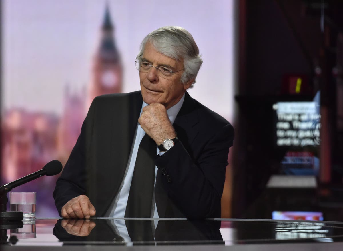 John Major tells Boris Johnson aid cut is not &lsquo;morally defensible&rsquo; as Tory rebellion looms