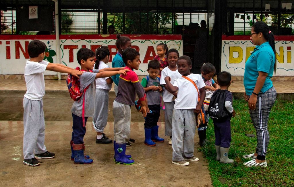 <p>Un total de 1.301 escuelas recibirán a los estudiantes a partir del próximo lunes</p>