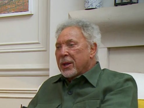 Tom Jones is being praised for his ‘brilliant’ Celebrity Gogglebox appearance