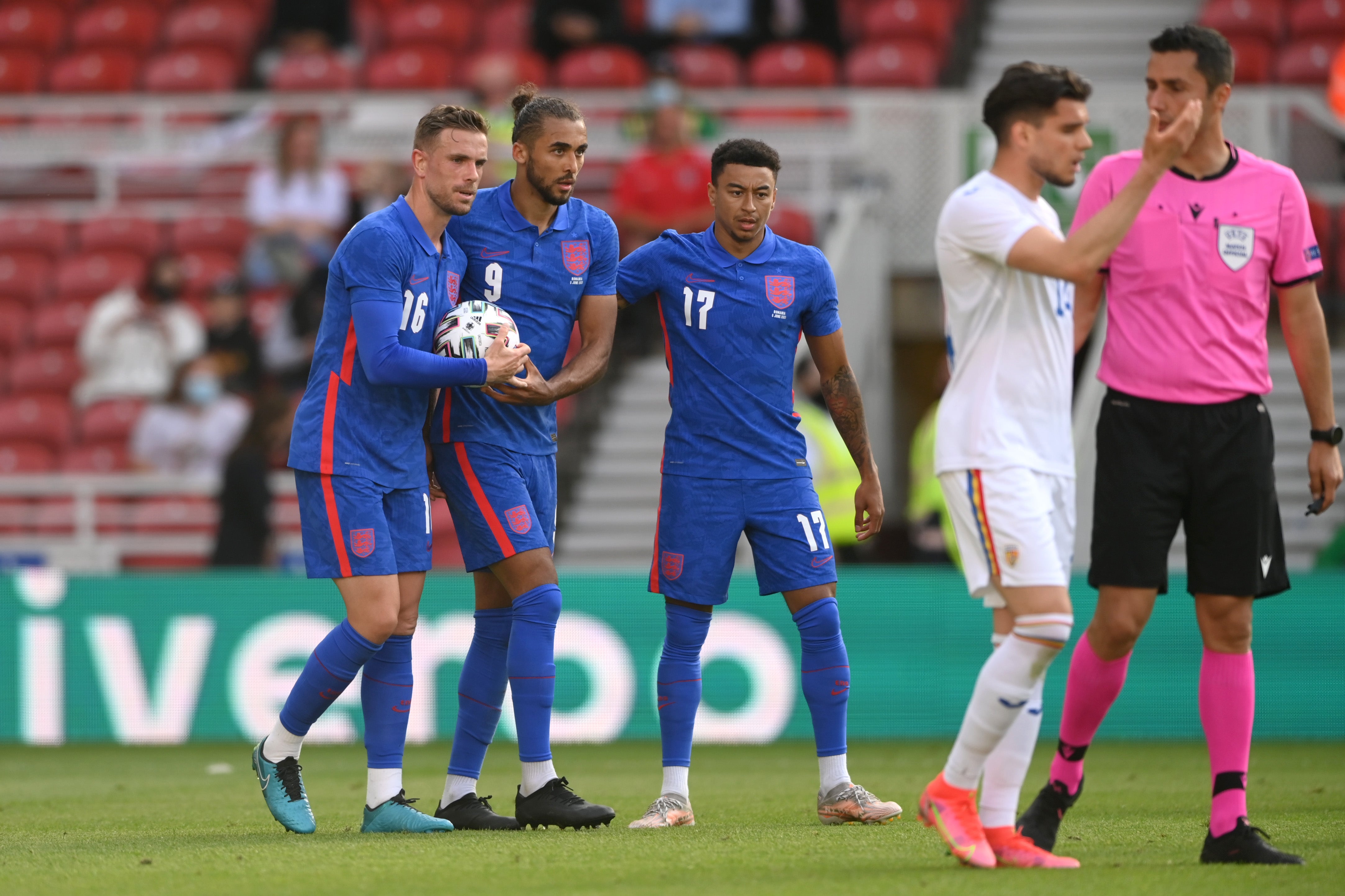 Jordan Henderson takes the ball from Dominic Calvert-Lewin