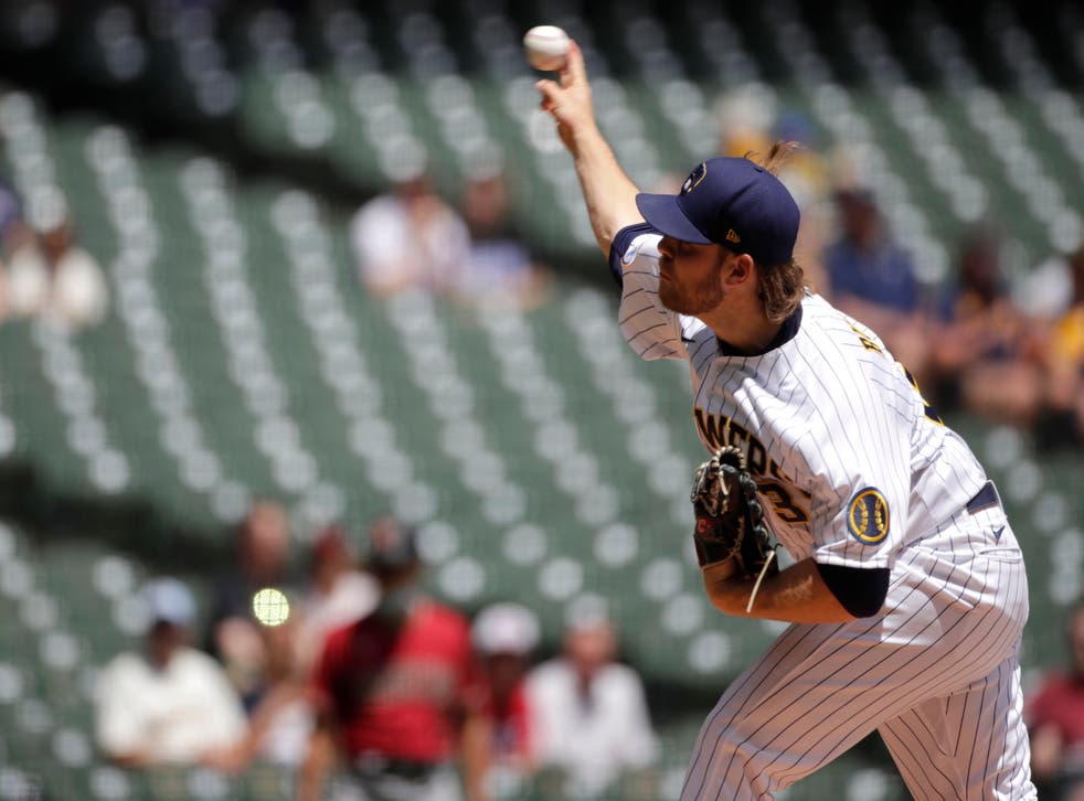 DIAMONDBACKS-CERVECEROS