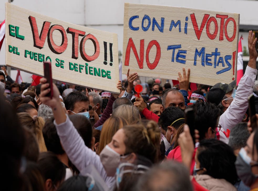<p>Hasta el momento, la ONPE no ha declarado al ganador de las elecciones de segunda vuelta</p>