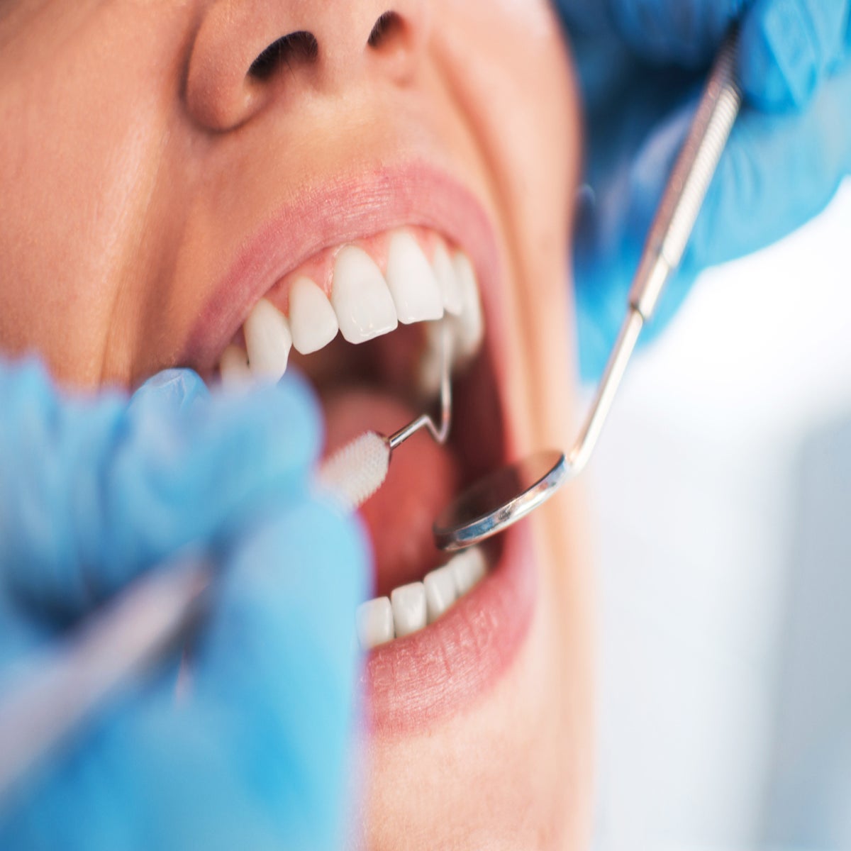 Dental student claims it's possible to tell if someone is pregnant by  looking in their mouth | The Independent