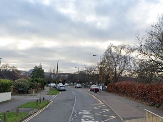 Incident took place on Stoneygate Road in Luton