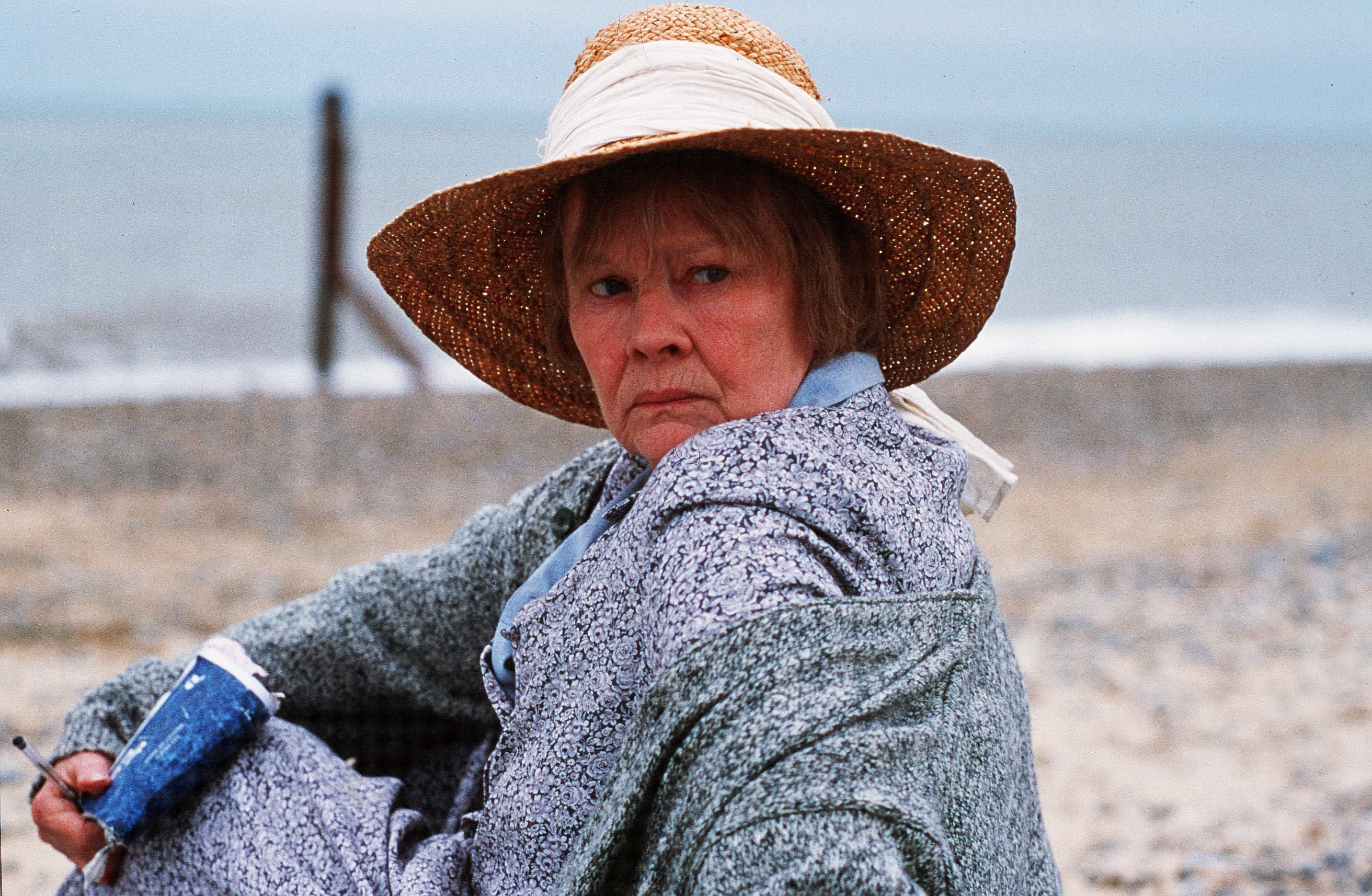 Judi Dench as the author Iris Murdoch, whose mind deteriorates due to Alzheimer’s disease, in ‘Iris’ (2001)