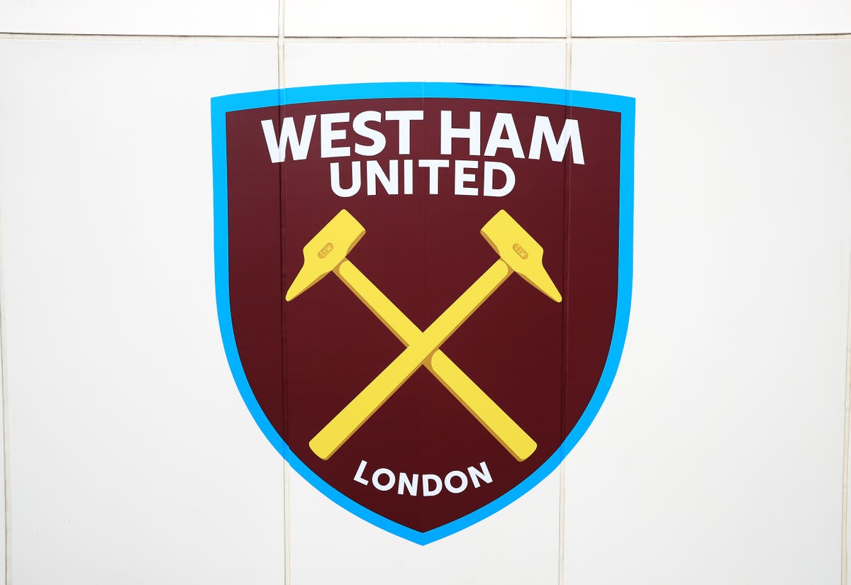 West Ham sign midfielder Pierre Ekwah Elimby from Chelsea for undisclosed fee